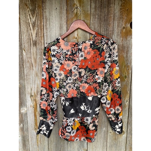 🎯SOLD 🎯colourful floral high neck blouse - Picture 4 of 8